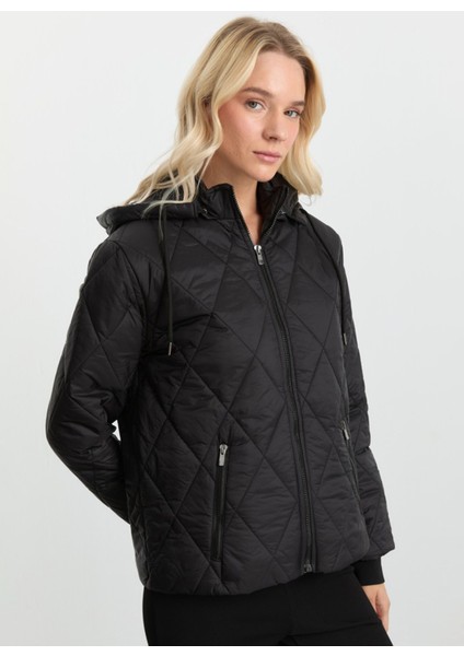 Siyah Kadın Mont 25KSL6153 fiyatları