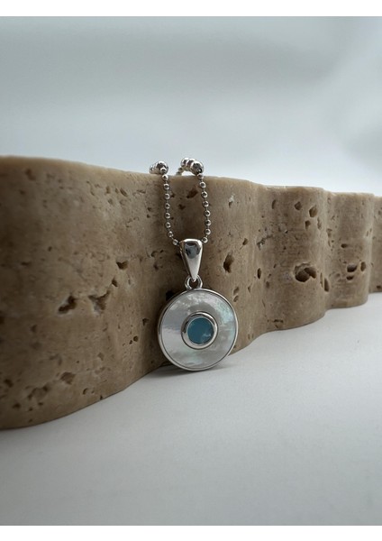 Sedefli Gümüş Firuze Taşlı Yuvarlak Kolye Ucu fırsatları