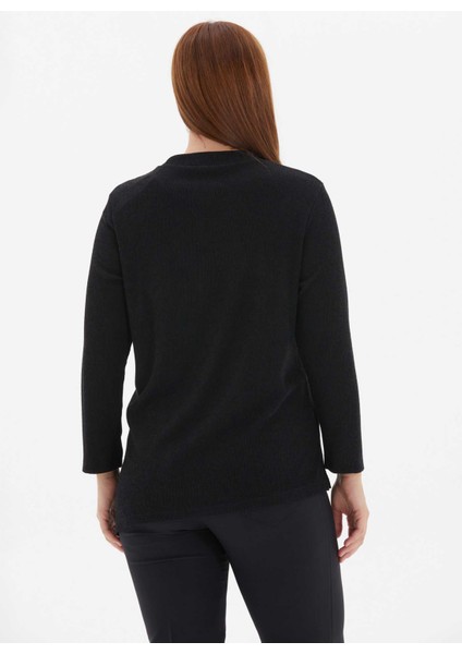 Yuvarlak Yaka Düz Siyah Kadın Bluz 25KSL8257 fırsatları