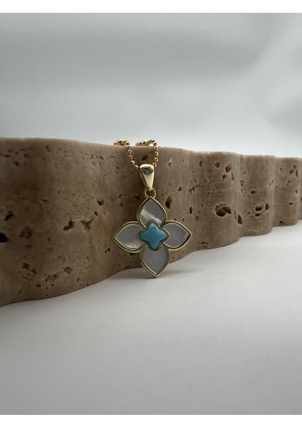 Sedefli Gümüş Firuze Taşlı Çiçek Kolye Ucu fiyatları