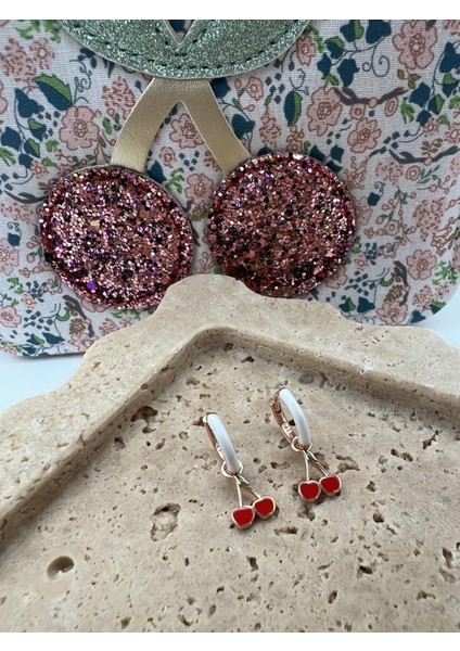 Çocuk Gümüş Mineli Sallantılı Kiraz Küpe