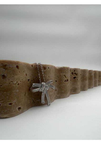 Taşlı Gümüş Fiyonk Kolye modelleri