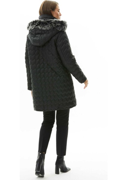 Siyah Kadın Mont 25KSL6172 fırsatları