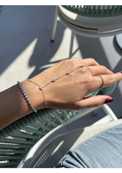 Küp Taşlı Gümüş Bileklik