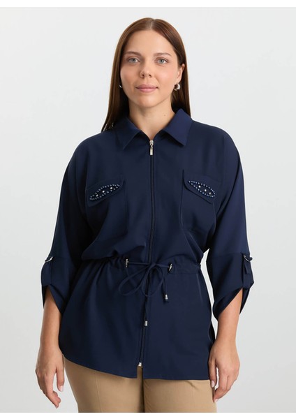 Polo Yaka Taşlı Lacivert Kadın Bluz 25KSL8261