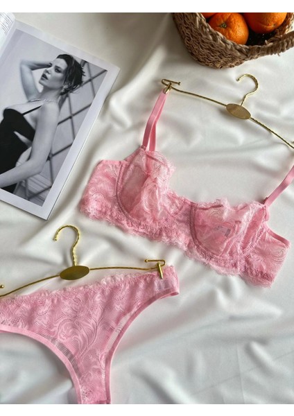 Dantelli Sütyen & Tanga Külot Takımı fiyatları