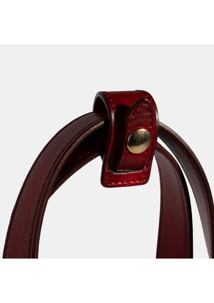 Kadın Kırmızı Monogram Logolu Deri Omuz Çantası indirimleri