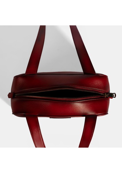 Kadın Kırmızı Monogram Logolu Deri Omuz Çantası