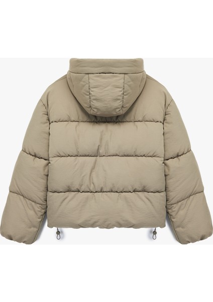 Rahat Kalıp Fermuarlı Kapüşonlu Kapitoneli Dik Yaka Şişme Mont fırsatları