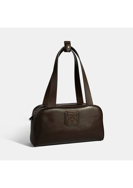 Kadın Koyu Kahve Monogram Logolu Deri Omuz Çantası modelleri