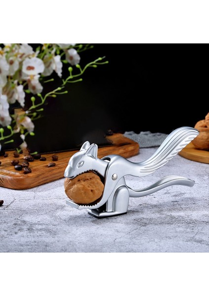 Fındık fındık pensesi sincap şeklinde ceviz ceviz fındıkkıran sheller shopler mutfak aletleri bombardıman pensesi (Yurt Dışından) fırsatları