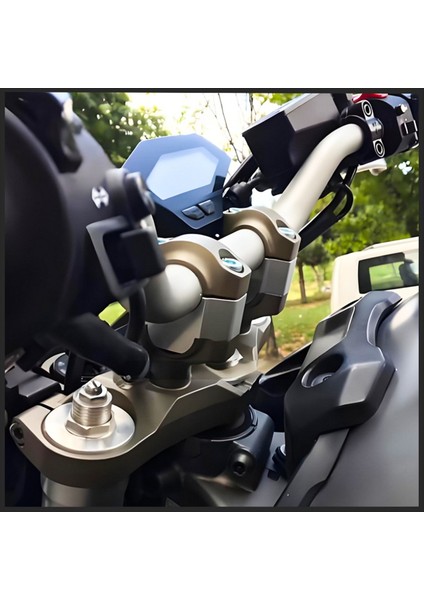 Yamaha XSR900 2016-2024 Motosiklet Aksesuarları Handbar Yükseltme Sürükle Talkı Çubuğu Kelepçesi Genişlet Adaptör Gümüş (Yurt Dışından) fiyatları