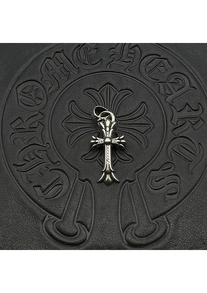 Gelgit Modelleri Takı Kolye Tay Gümüş Vintage Çapraz Sınır Jumper Zincir Aksesuarları Anlamda Sonbahar ve Kış Ensemble Punk (Yurt Dışından)