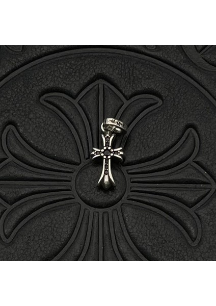 Gelgit Modelleri Takı Kolye Tay Gümüş Vintage Çapraz Sınır Jumper Zincir Aksesuarları Anlamda Sonbahar ve Kış Ensemble Punk (Yurt Dışından)