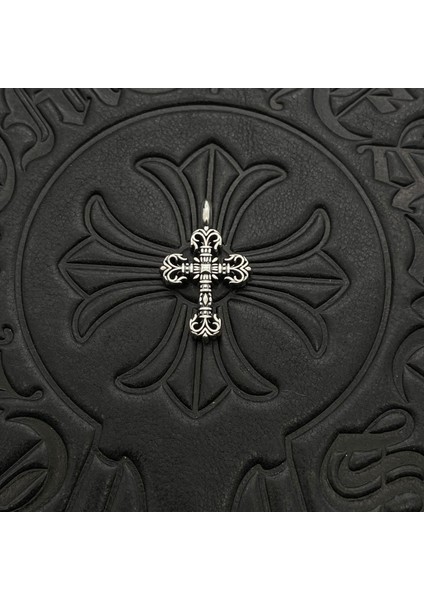 Gelgit Modelleri Takı Kolye Tay Gümüş Vintage Çapraz Sınır Jumper Zincir Aksesuarları Anlamda Sonbahar ve Kış Ensemble Punk (Yurt Dışından)