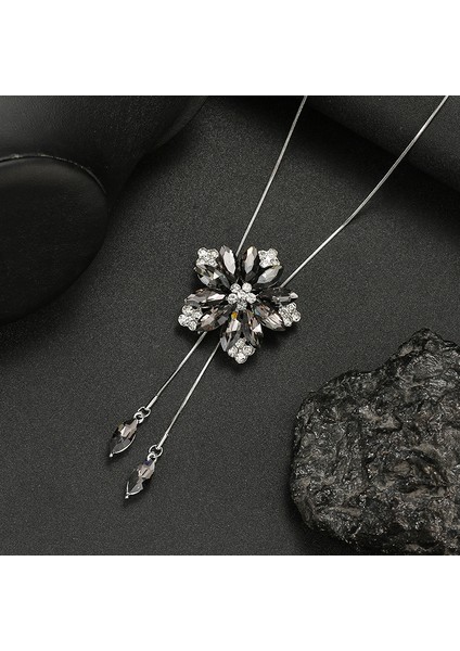 Titanyum Çelik Renk Kaybetmez Sonbahar ve Kış Süveter Zincirinin Kore Versiyonu Kadın Basit Uzun Kolye Kolye Kıdemli Mücevher Duygusu Giyim Kolye (Yurt Dışından)