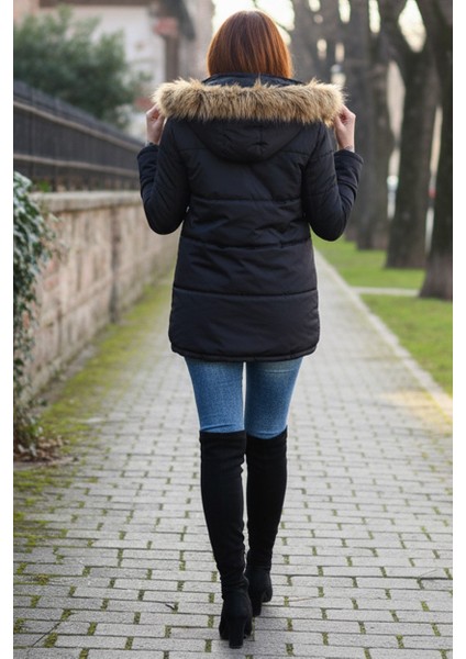 Kışlık Kapüşonu Suni Kürklü Şık Orta Boy Kadın Siyah Mont modelleri