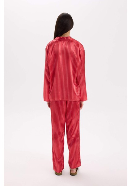 Pijama Takım Saten Uzun Kollu Düğmeli Üst Beli Lastikli Uzun Alt-Fall in Love
