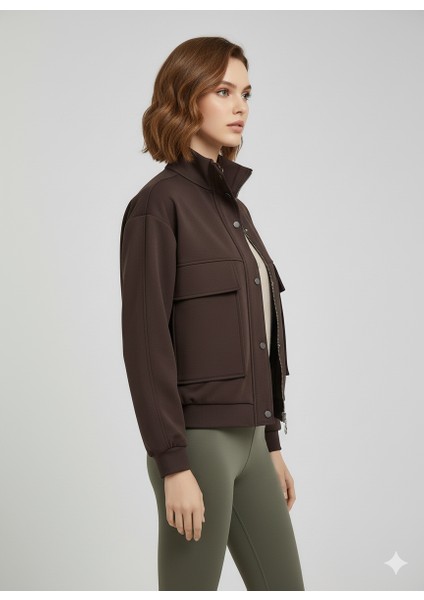 Kahverengi Dik Yaka Fermuarlı Çıtçıtlı Kapaklı Cepli Kısa Kadın Modal Bomber Ceket