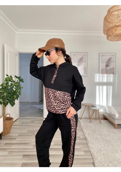 Ozgn Kadın Uzun Kollu Leopar Detay Sweat ve Yanı Leopar Şerit Detay Pantolon Ikili Takım