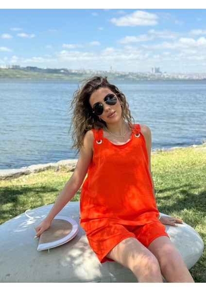 Ozgn Kadın Kolsuz V Yaka Kuş Gözü Detay Bluz Short Aerobin Ikili Takım fiyatları