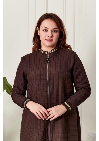 Kadın Büyük Beden Fermuarlı Kapitone Kap