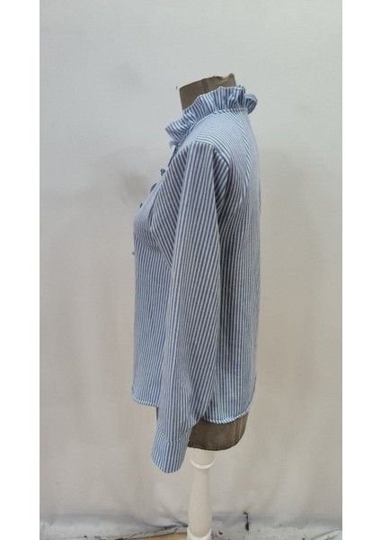 Ozgn Kadın Uzun Kollu Fırfır Yakalı Önden Düğmeli Çizgili Burgu Gömlek