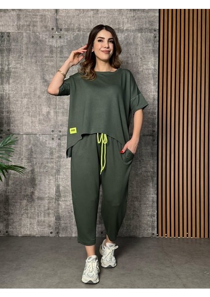 Ozgn Kadın Kısa Kollu Bisiklet Yaka Viskon Iki Iplik Bluz ve Pantolon Ikili Takım