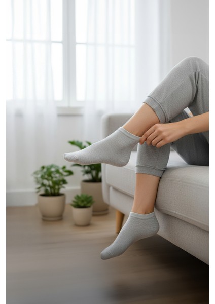 %100 Pamuk Birinci Kalite Penye Çorap Seti -Kadın 3'lü Patik Çorap Seti indirimleri