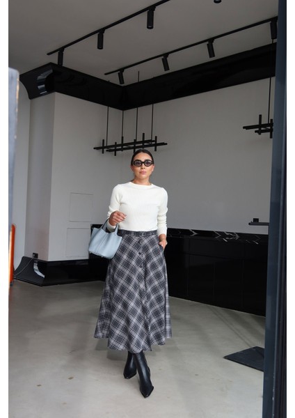 Boydan Düğmeli Ekoseli Kiloş Etek fiyatları