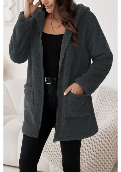 Ozgn Kadın Uzun Kollu Kapşonlu Önden Fermuarlı Cepli Welsoft Ceket