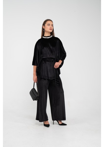 Taş Detaylı Kuşaklı Kadife Takım K8049