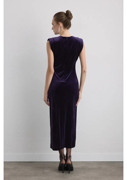 V Yakalı Uzun Kadife Abiye Elbise - Mürdüm indirimleri