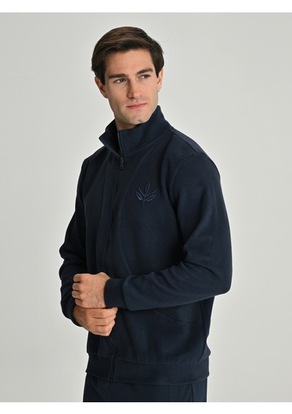 Erkek Trend Palamut Nakışlı Sweat modelleri