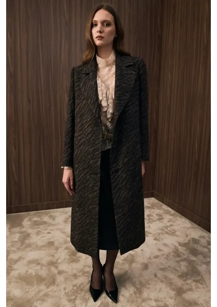 Zebra Desen Yünlü Manto - Kahverengi