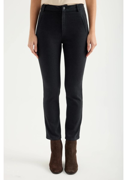 Dar Kesim Kanvas Pantolon fırsatları