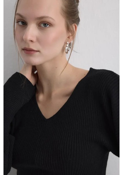 Yarasa Kol Yünlü Triko - Siyah fırsatları