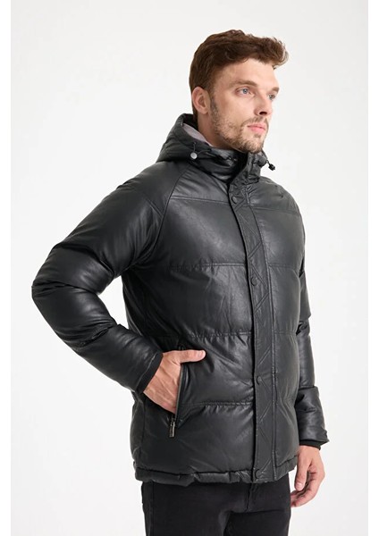 Erkek Siyah Sabit Kapüşonlu Suni Deri Şişme Mont modelleri