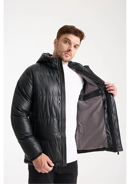 Erkek Siyah Sabit Kapüşonlu Suni Deri Şişme Mont fırsatları