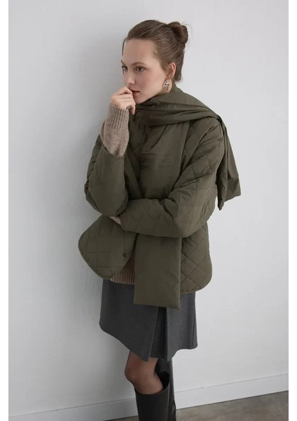 Atkılı Kapitone Mont - Haki modelleri