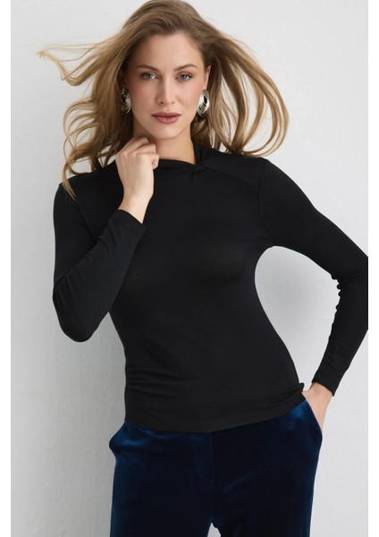 Yakası Düğümlü Viskon Lycra Bluz - Siyah modelleri
