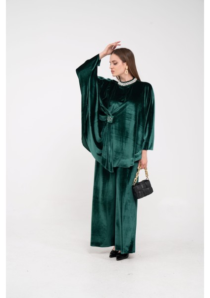 Taş Detaylı Kadife Takım K8048 modelleri