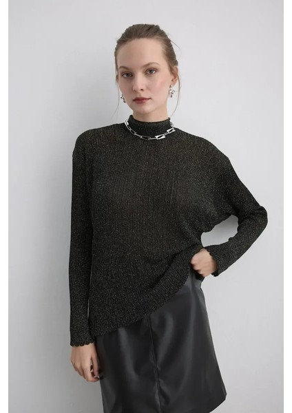 Yakası Düğmeli Rayon Triko Bluz - Siyah