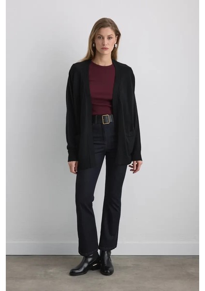 Rahat Kesim Yünlü Triko Hırka - Siyah