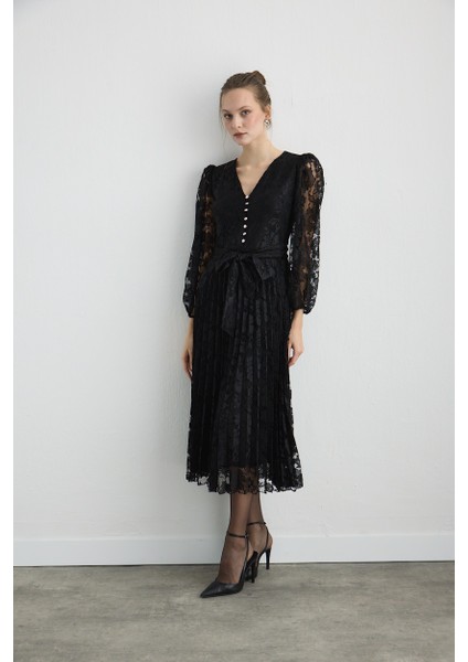 Dantel Pilise Uzun Abiye Elbise - Siyah