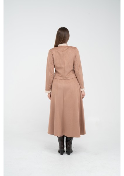 Düğme Detaylı Süet Etek Ceket Takım K8089 fırsatları