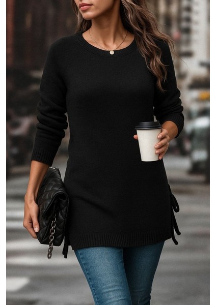 Ozgn Kadın Uzun Kollu Yuvarlak Yakalı Yanlardan Bağcıklı Triko Bluz modelleri