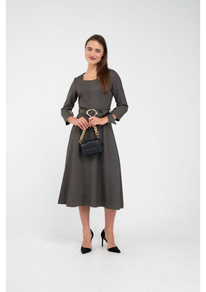 Kemer Detaylı Denim Görünümlü Midi Elbise K8081 fiyatları