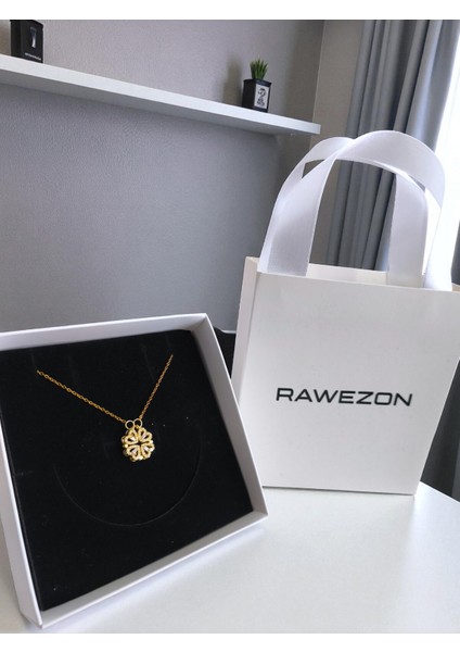 Kutulu ve Çantalı Gold Renk Mıknatıslı Açılabilir Yonca Kolye -Sevgiliye Hediye Doğum Günü Arkadaşa