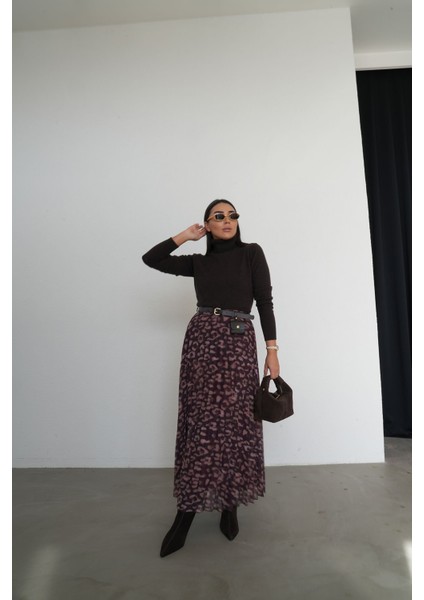 Desenli Pliseli Mini Çanta Aksesuarlı Etek